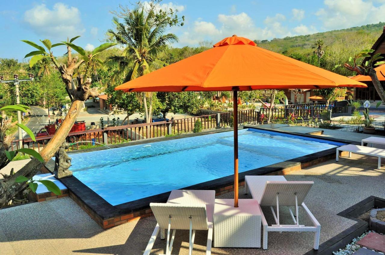 Surya Chandra Beach Bungalow Batununggul Экстерьер фото