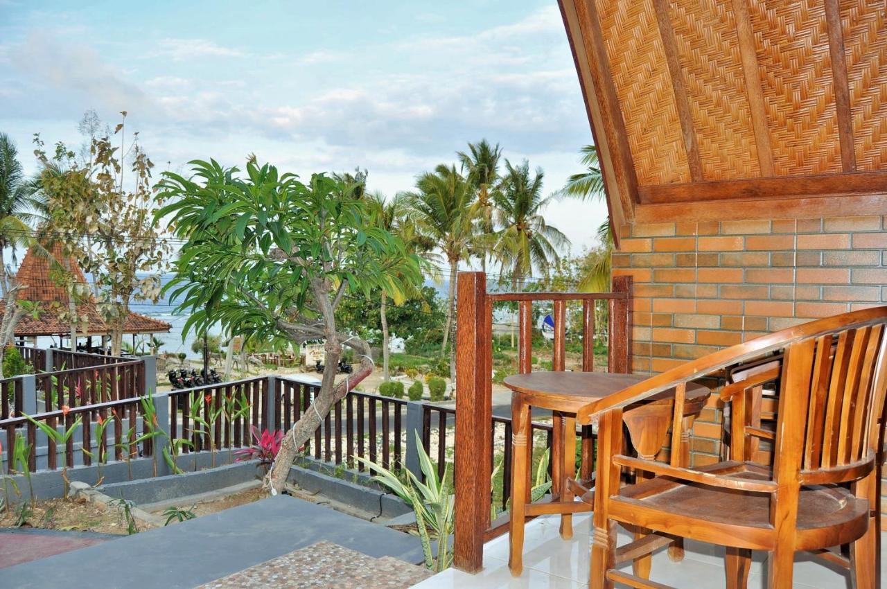 Surya Chandra Beach Bungalow Batununggul Экстерьер фото