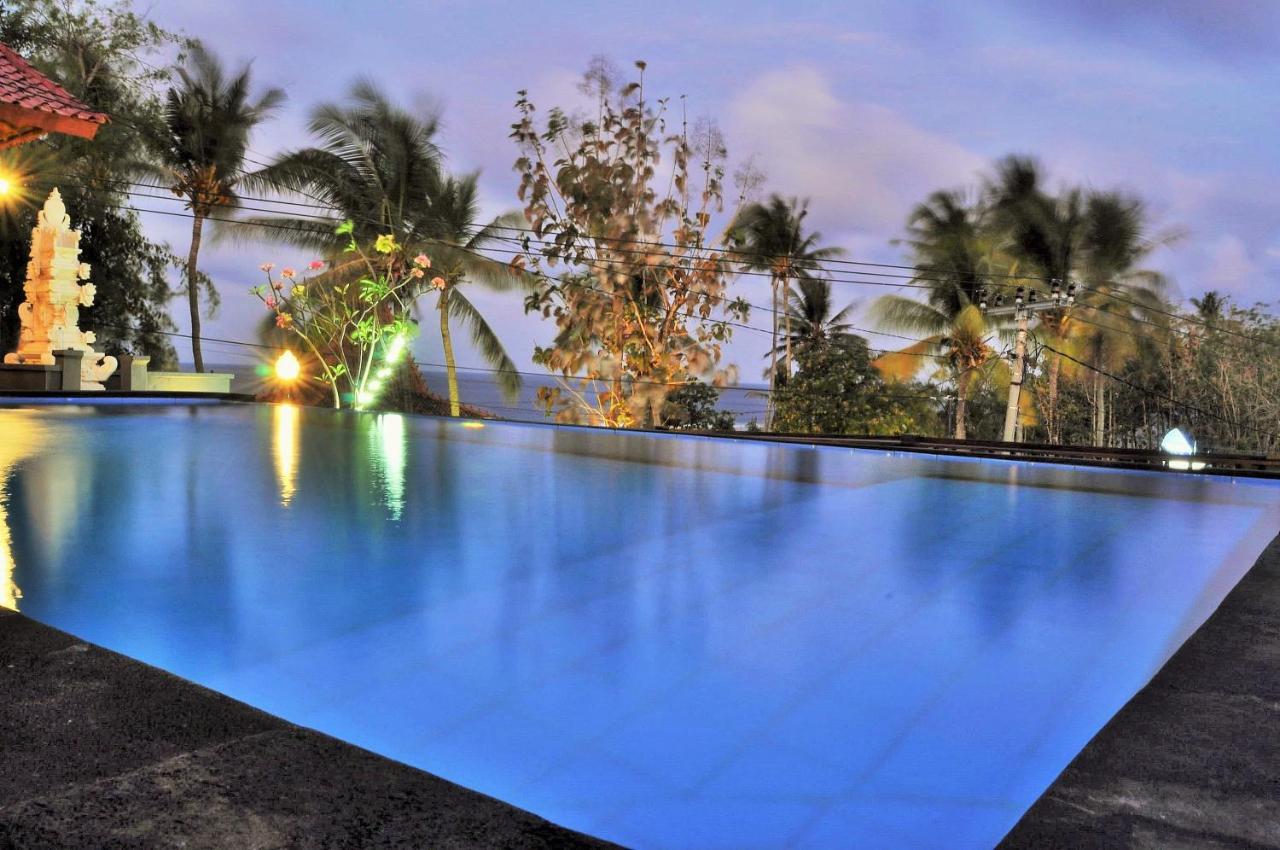 Surya Chandra Beach Bungalow Batununggul Экстерьер фото