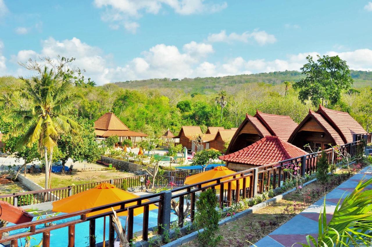 Surya Chandra Beach Bungalow Batununggul Экстерьер фото