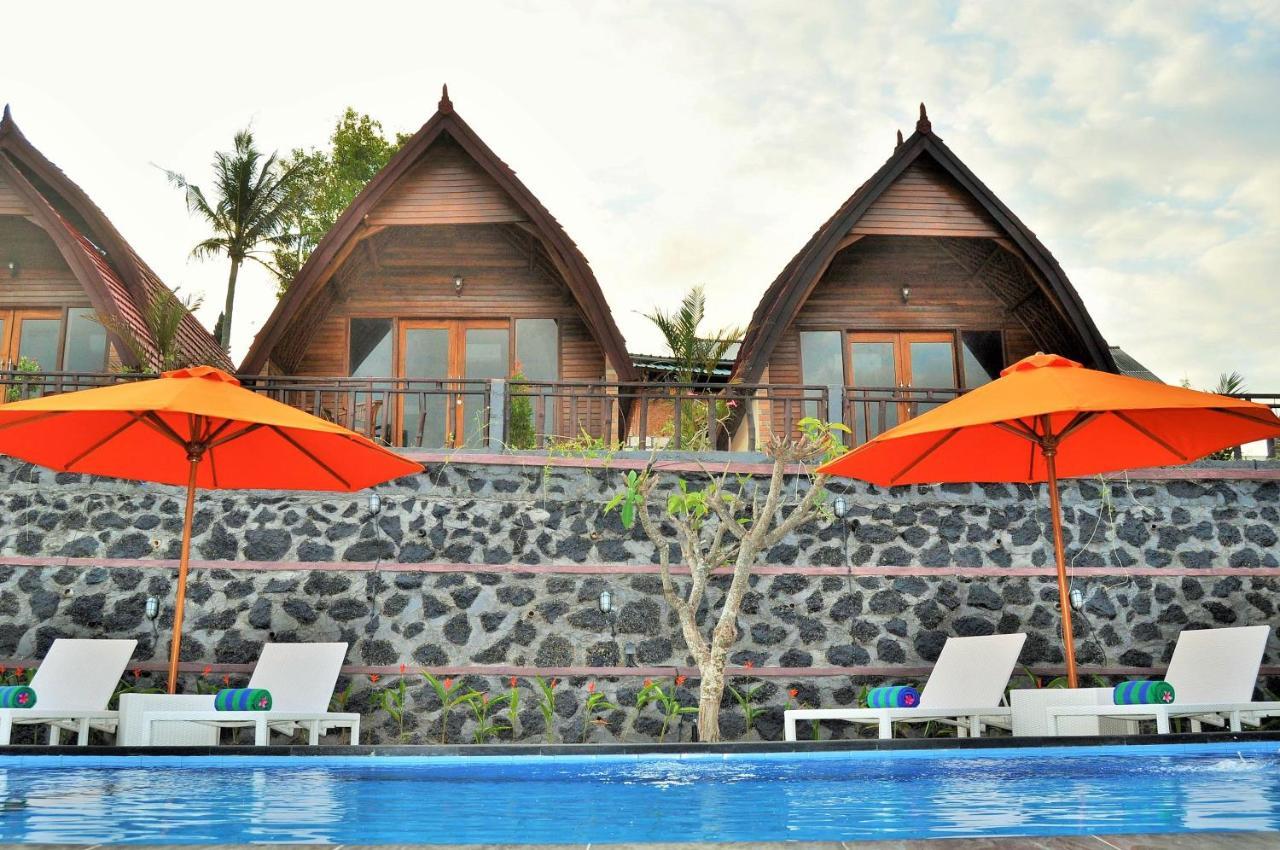 Surya Chandra Beach Bungalow Batununggul Экстерьер фото