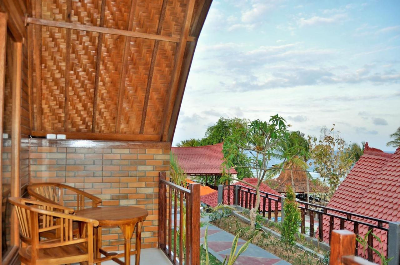 Surya Chandra Beach Bungalow Batununggul Экстерьер фото