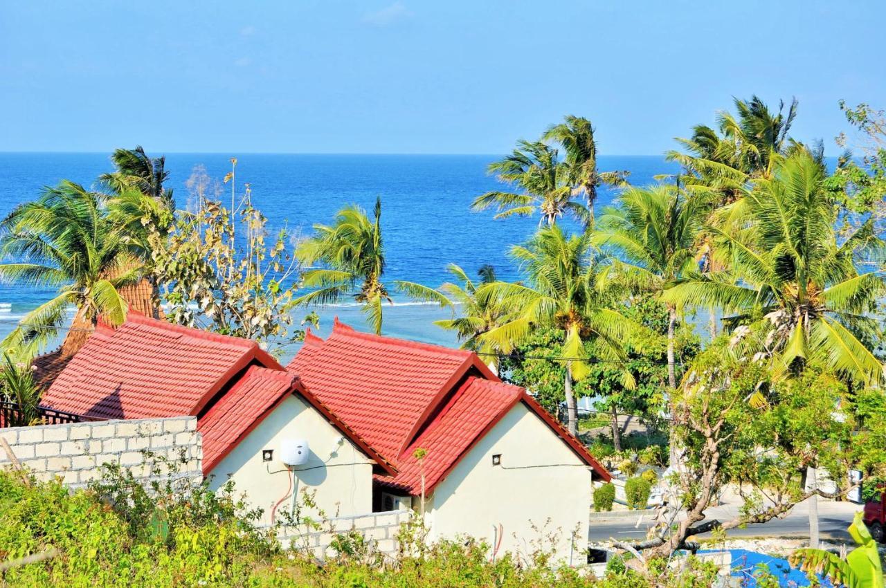Surya Chandra Beach Bungalow Batununggul Экстерьер фото